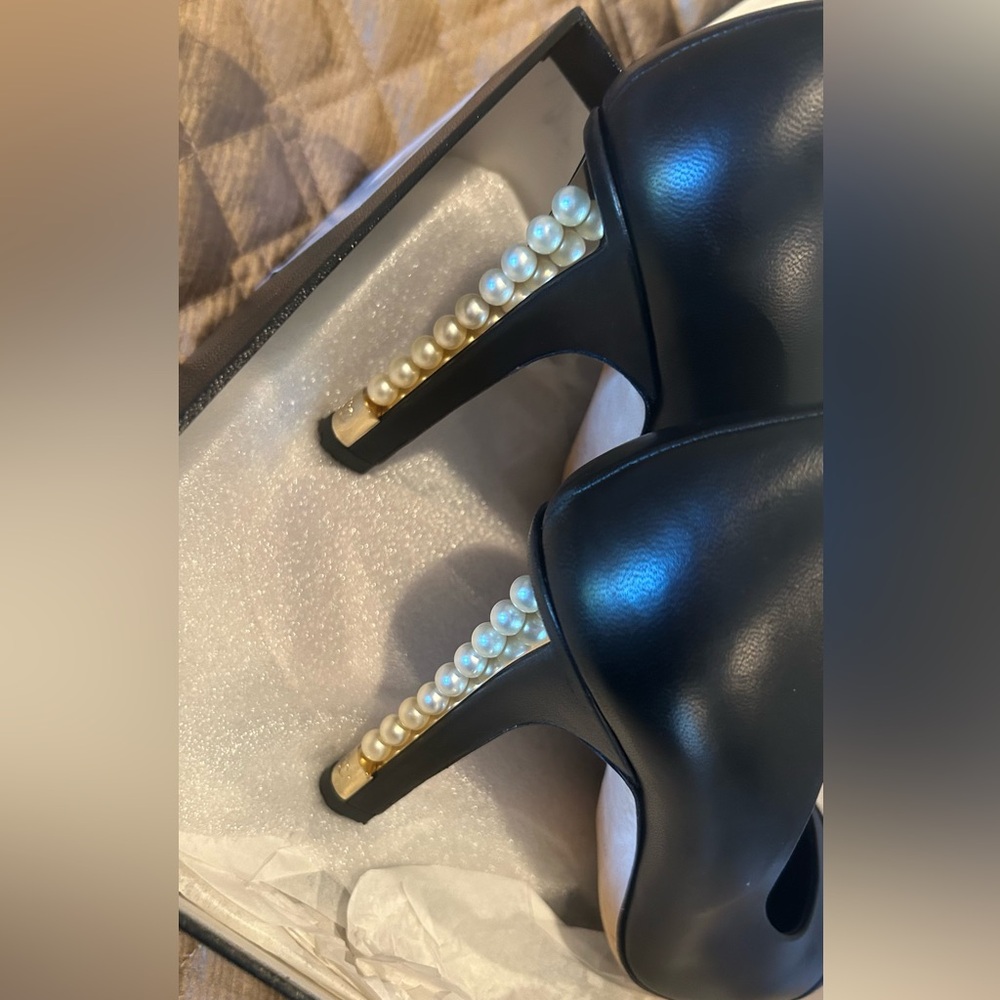 CHANEL Black Heels with Pearl Detail